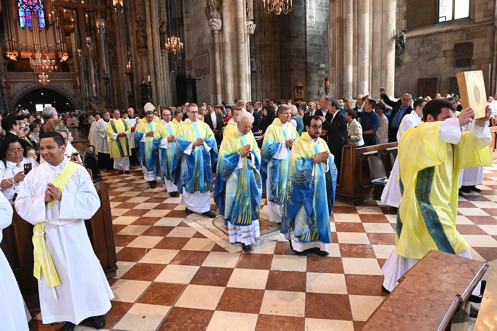 Priesterweihe von Br. Markus Maria Sam. FLUHM
